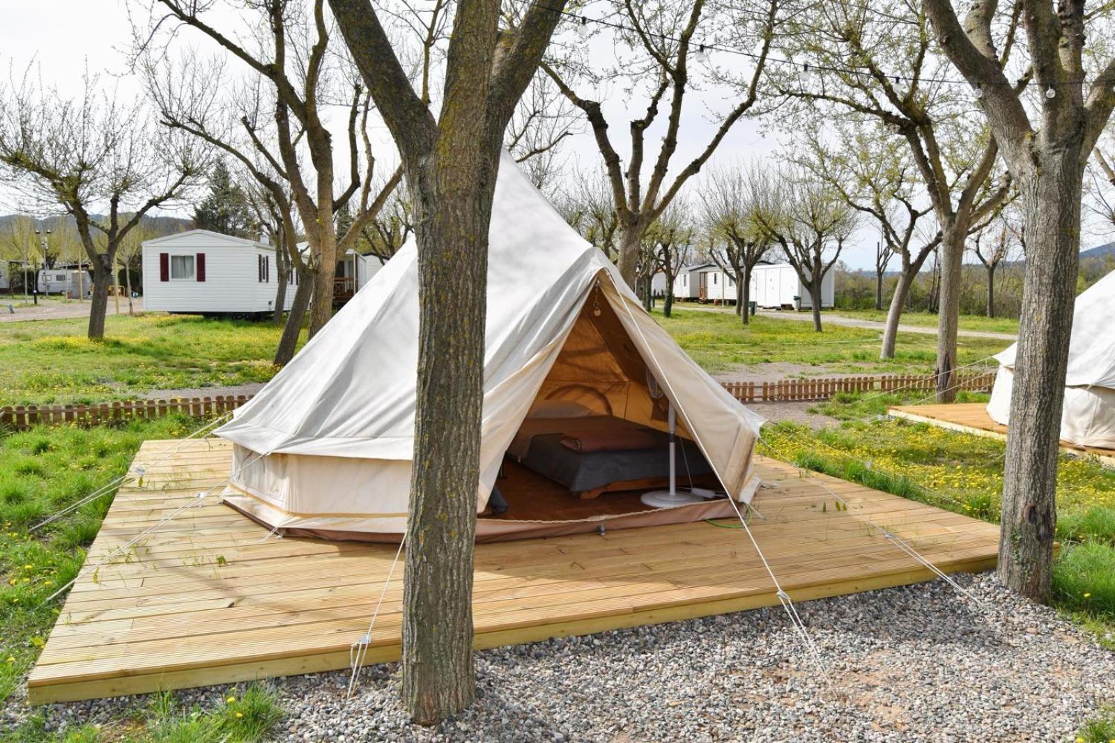 Hotel Camping Oliana Zewnętrze zdjęcie