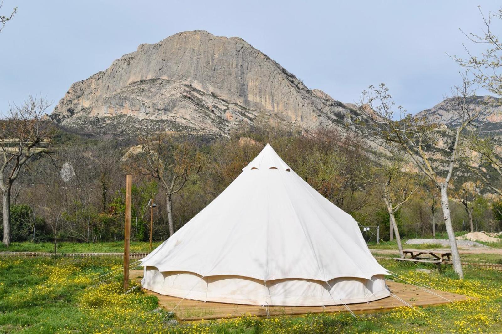 Hotel Camping Oliana Zewnętrze zdjęcie